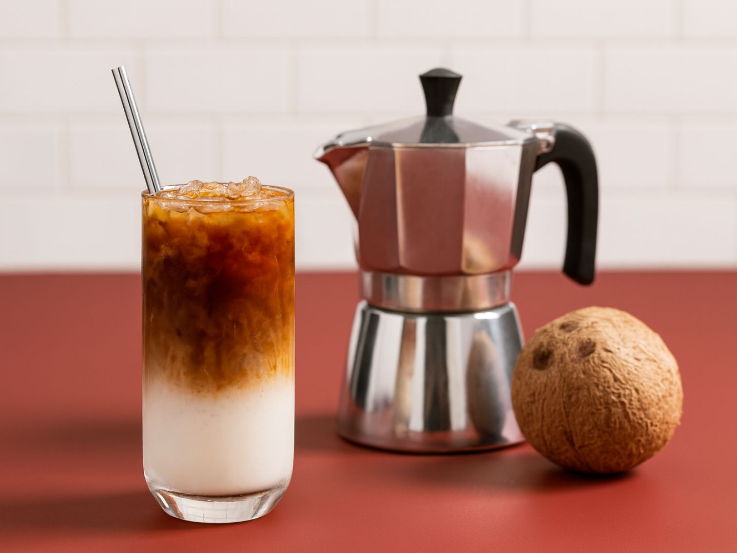 Iced Coconut Latte Tarifi, Buzlu Hindistan Cevizi Lattesi Nasıl Yapılır?
